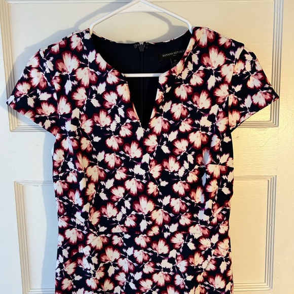 Banana Republic Pink and Navy Floral Midi Dress - Picture 3 of 7